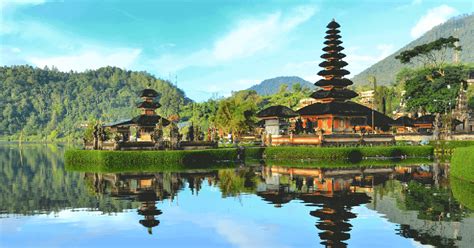 cheapest month to travel bali.